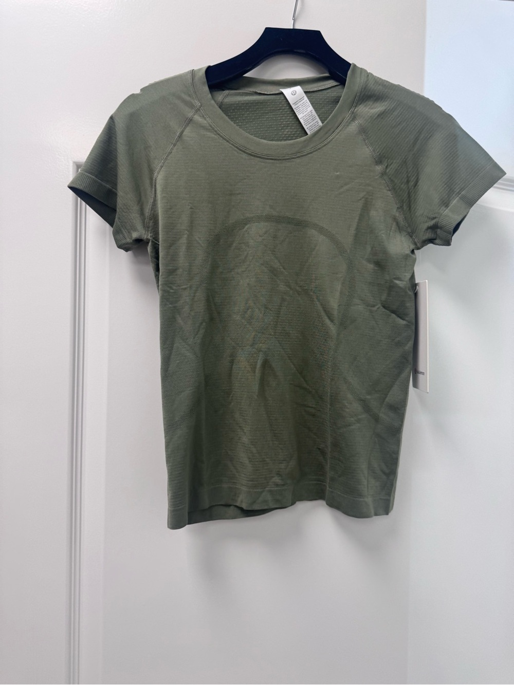 lululemon athletica Short Sleeve Tee in Olive Green